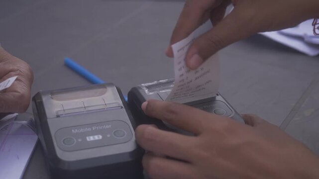 Voter registration, voter ID verification, mobile printer, Election Commission of India, Patna, Bihar