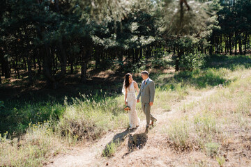 Fototapeta premium the first meeting of the bride and groom