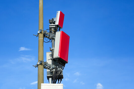 Telecommunications equipment, high-speed mobile Internet networks