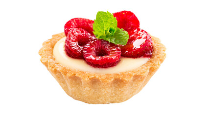 Creamy tartlet with fresh raspberries and mint leaf © Femke