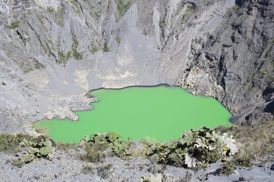 Irazu volcano, Irazu Volcano National Park. Cartago Province, Costa Rica