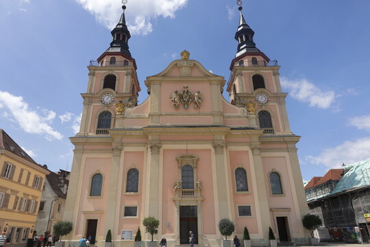 Blick auf die evangelische Stadtkirche in Ludwigsburg