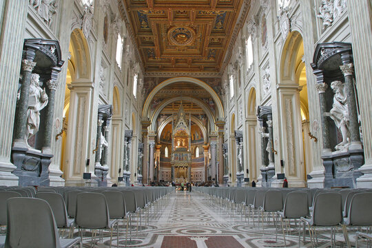 Interior sight in the Basilica of Saint John Lateran (San Giovanni in Laterano) in Rome, Italy