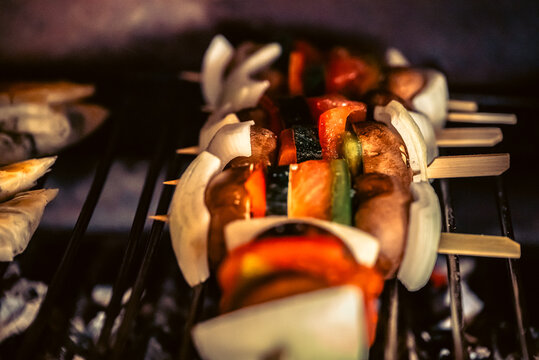 brocheta vegetariana asadas a la parrilla