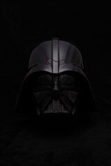 Obraz premium Professional photograph of a Darth Vader helmet on dark velvet, captured in El Salvador, Cinemark on June 26, 2026.