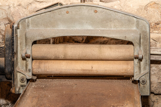 Antique washing machine with rollers that fill the frame