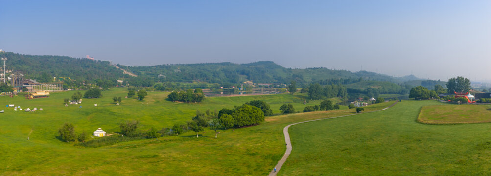 Summer scenery of Mulan Grassland Scenic Area, Wuhan, Hubei, China