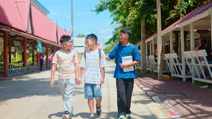 Fototapeta premium Asian Students Meeting on First Day of School