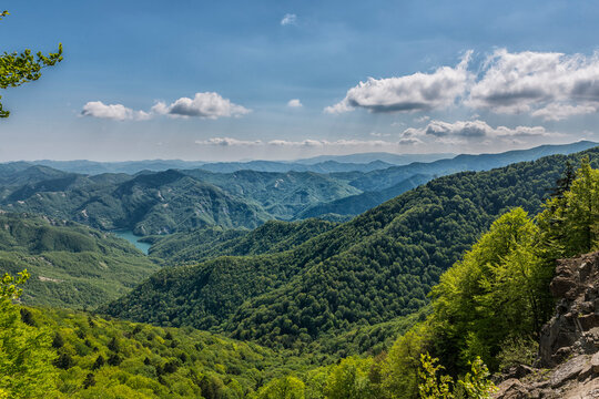 Italy, Emilia-Romagna, Foreste Casentinesi National Park, Lake Ridracoli