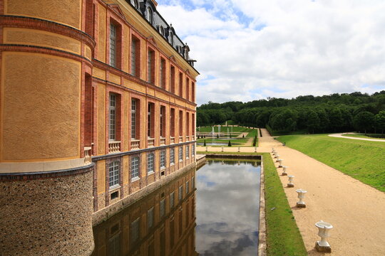 Dampierre-en-Yvelines, France - May 21, 2026. The historic Ch&acirc;teau de Dampierre, former residence of the Dukes of Luynes, in the heart of the Chevreuse Valley, France