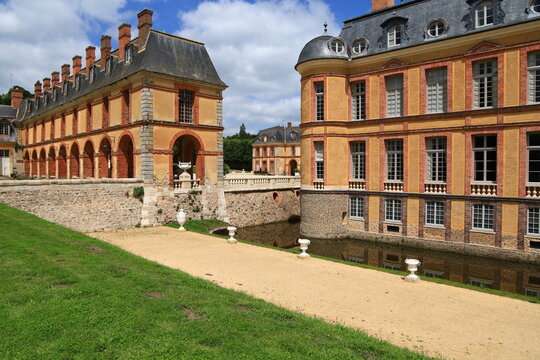 Dampierre-en-Yvelines, France - May 21, 2026. The historic Ch&acirc;teau de Dampierre, former residence of the Dukes of Luynes, in the heart of the Chevreuse Valley, France