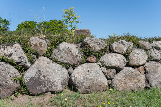 hulking boulders of dry stone enclosure wall at Losa, Abbasanta, Italy