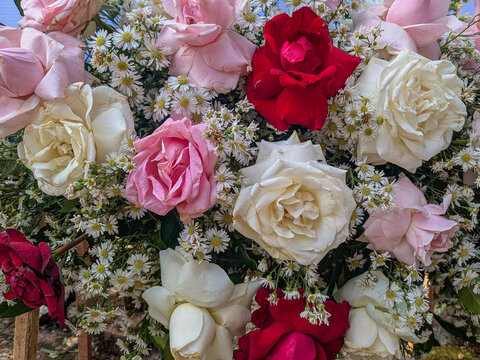 wedding bouquet of roses