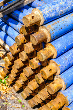 typical trench braces