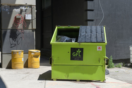 commercial GFL green bin in Toronto