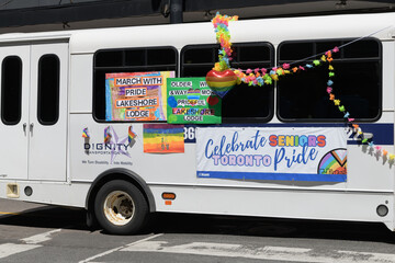 Obraz premium Lake Shore Lodge (City of Toronto long-term care home) vehicle decked out for Pride 2026