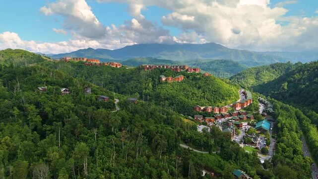 Luxury cabins and private homes hidden among mountain forests with panoramic ridge views and peaceful rural surroundings