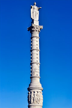 Yorktown Victory Monument