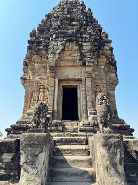 ロリュオス遺跡群のバコン寺院、中央祠堂、世界遺産、2026年1月撮影
