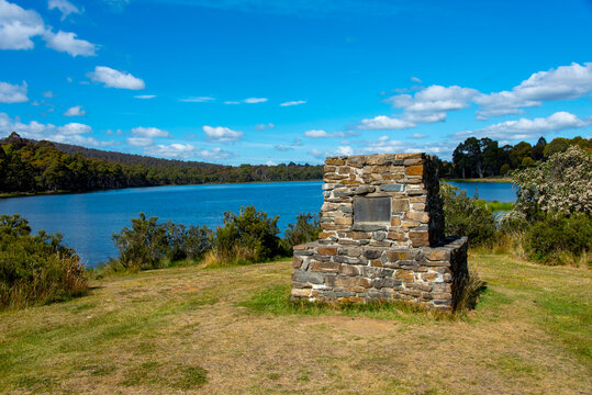Monument for the Geographical Centre of Tasmania