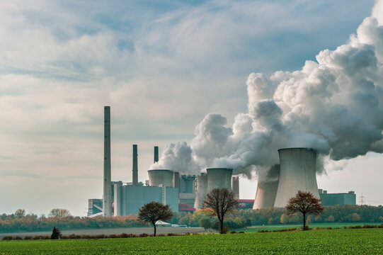 Germany, Grevenbroich, modern brown coal power station Neurath I