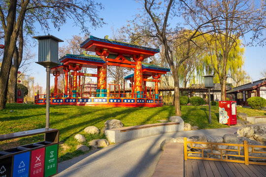 Beautiful view of Tang Paradise park and lake at twilight in Xi'an, China.