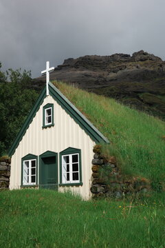 church in iceland