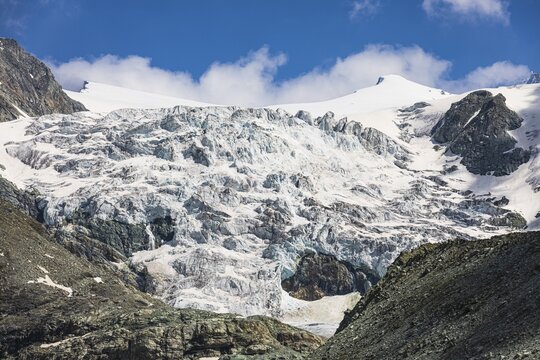 Foothills of the Moiry glacier, near Grimentz, Val d'Anniviers, Valais Alps, Canton Valais, Switzerland