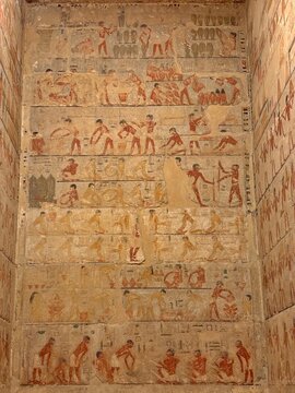 A view from the Mastaba of Ti, located in the Saqqara Pyramids area of ​​Egypt. The person buried in this tomb was a royal architect and administrator from the 5th Dynasty.