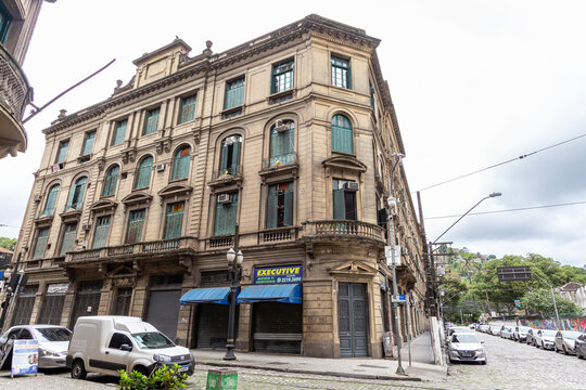 Pr&eacute;dio antigo na Rua do Com&eacute;rcio em Santos