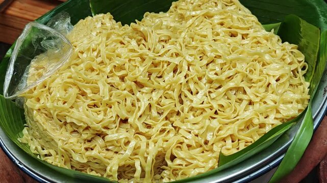 Northern Thai curry noodles, khao soi noodles, khao soi noodles Thai food