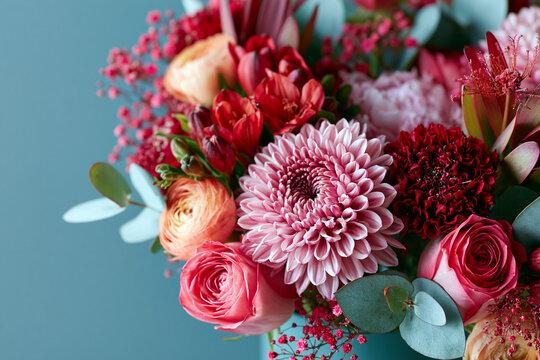 Bouquet of Flowers to Give with Chrysanthemums Roses Carnations and Vibrant Seasonal Blooms for Thoughtful Celebration Gifts