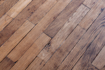 Reclaimed wood parquet floor © Thomas