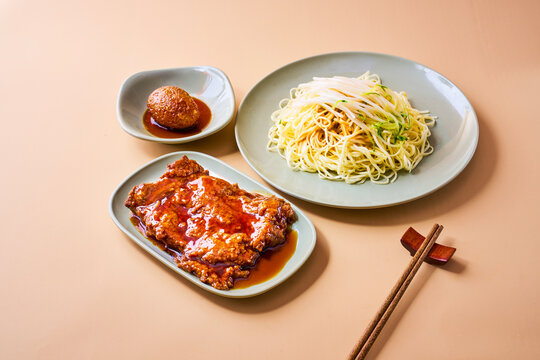 Asian Chinese Shanghai cuisine cold noodles
