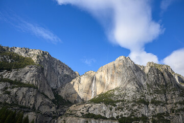 Fototapeta premium View of Yosemite Falls from Cook’s Meadow. Yosemite National Park. California. USA.