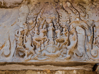 Obraz premium Intricate Khmer Bas-Relief Carving at Ta Prohm Temple, Angkor, Cambodia