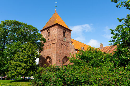 Ribe, &auml;lteste Stadt D&auml;nemarks, Stadtansicht, Sankt-Katharinen-Kirche und Klostwer