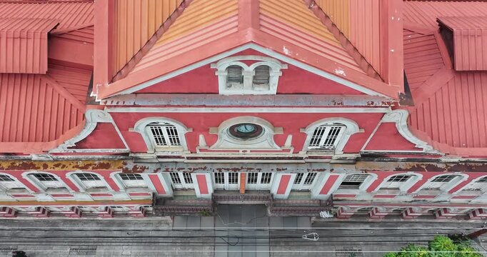 4K drone top view of the historic facade of Juiz de Fora Municipal Market in Minas Gerais, Brazil, highlighting classic architecture.