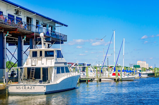 1984 AMF Hatteras Yacht at McElroy's Harbor House in Biloxi Mississippi