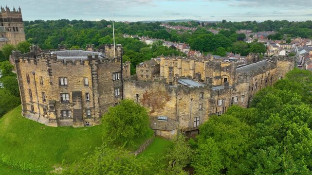 Durham Castle is a Norman style castle in the historic city center of Durham, England, UK. The Durham Castle and Cathedral is a UNESCO World Heritage Site since 1986. 