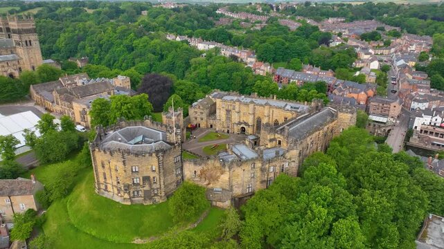 Durham Castle is a Norman style castle in the historic city center of Durham, England, UK. The Durham Castle and Cathedral is a UNESCO World Heritage Site since 1986. 