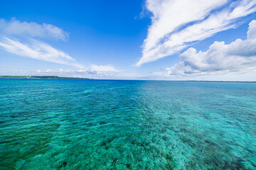 宮古島　伊良部大橋から望む絶景 © スプやん