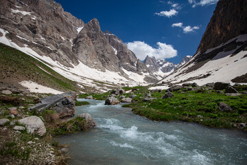 Cennet Cehennem Valley in Hakkari Turkey Dramatic Mountain Landscape and Deep Canyon © Suzi