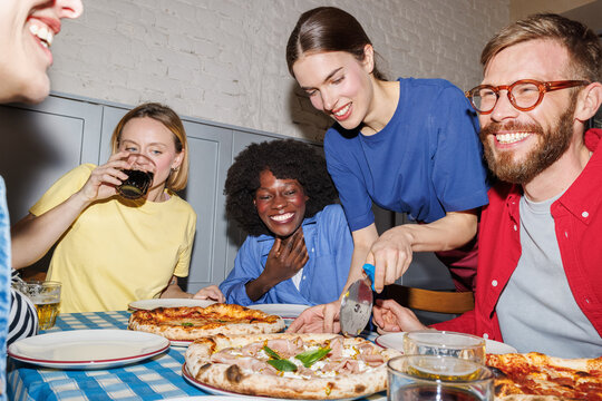 Warm service, warm pizza