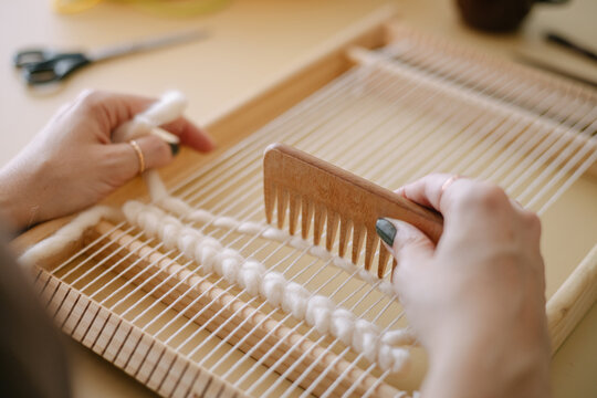 Weaving loom