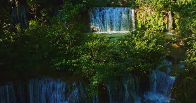 One of the most unforgettable adventures in Thailand, Thi Lor Su Waterfall becomes especially magnificent from June to November as heavy rainfall increases the powerful water flow 