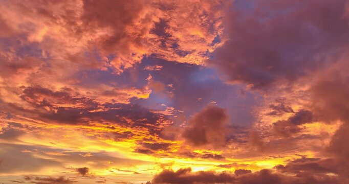 
aerial view of A sunset cloud formation in yellow.
Beautiful sunsets are accompanied by soft clouds floating in stunning sky.
Beautiful sunsets soft clouds floating above the sea.
gradient sky