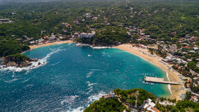 Aerea El Muelle, Playa principal y Playa Panteon de Puerto &Aacute;ngel