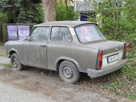Stary samoch&oacute;d trabant z Niemiec wschodnich.