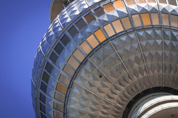 Berliner Fernsehturm - Alexanderplatz © Stockfotos-MG
